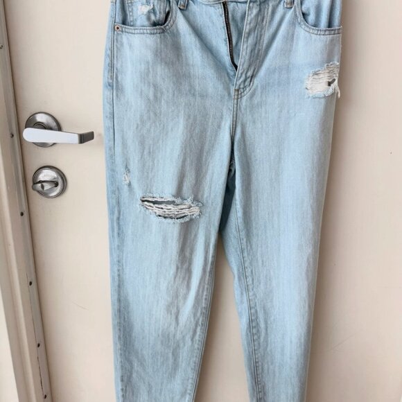 UNIQLO Women's Straight-Leg Distressed Jeans Light Wash Size 24 New - Picture 4 of 5